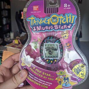 NEW IN BOX 2004 TAMAGOTCHI Music Star V6 Exclusive DISCO BALL Virtual Pet Bandai